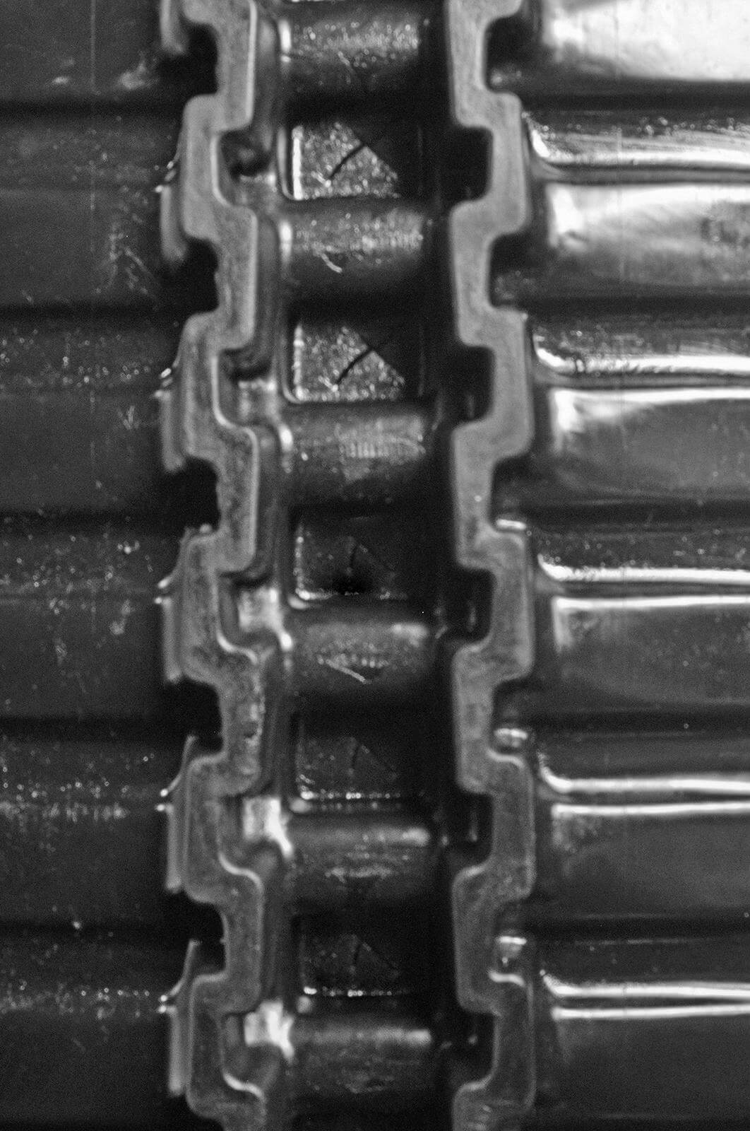 bobcat 329 set of 2 12" camso heavy duty mx tread rubber tracks (300x52.5nx80)