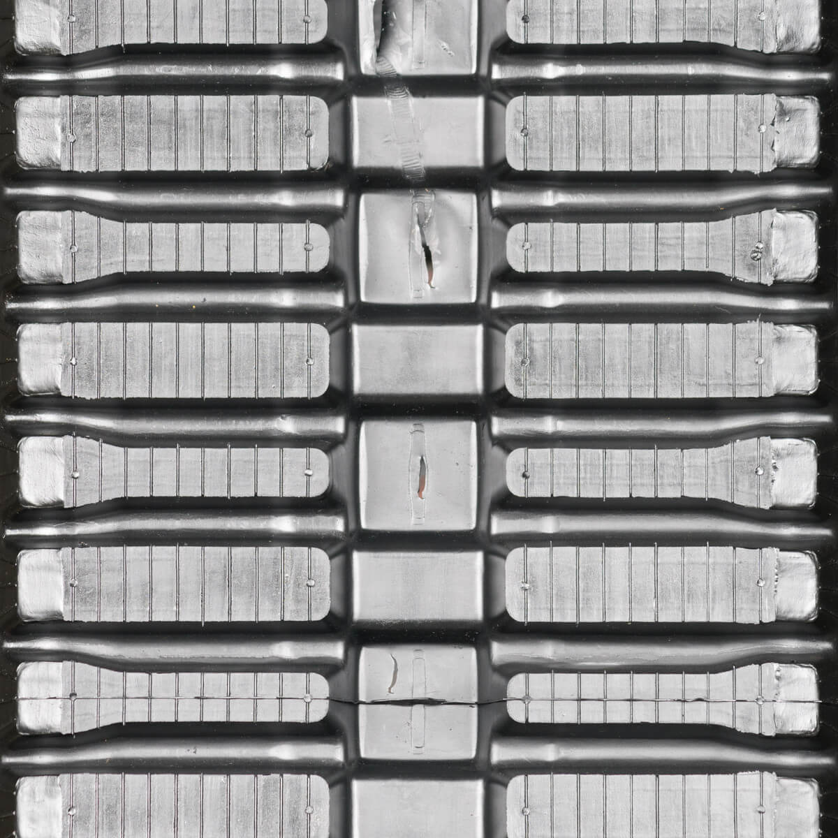 john deere 319d set of 2 13" heavy duty multi-bar tread rubber tracks (320x86bx52)