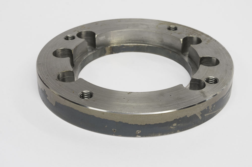 brush cutter motor flange (fits bm6, c-flange motors to old style housing)