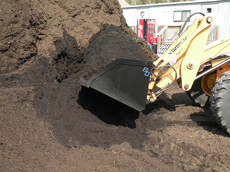 snow and mulch bucket | blue diamond