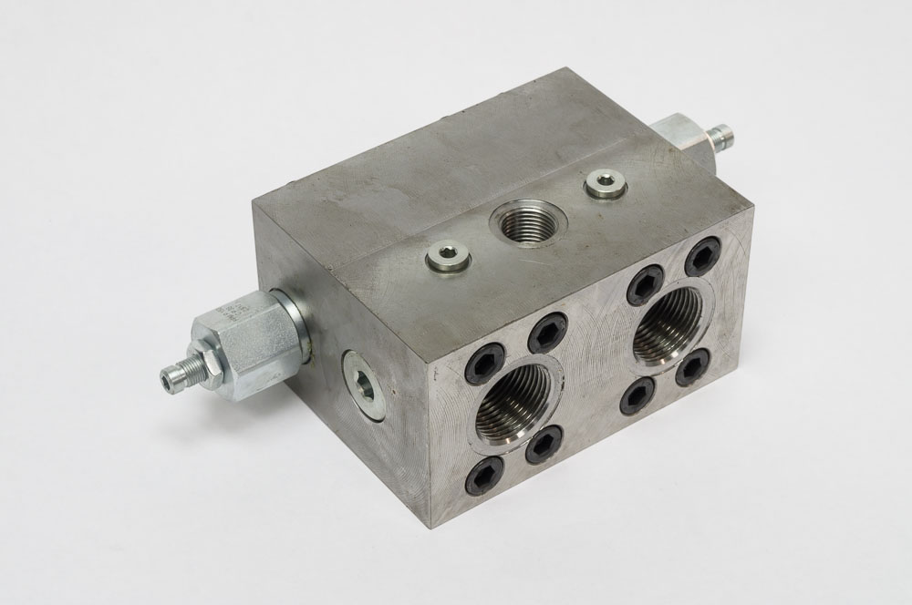 brush cutter, mini excavator, severe duty, valve block for 80cc piston motor