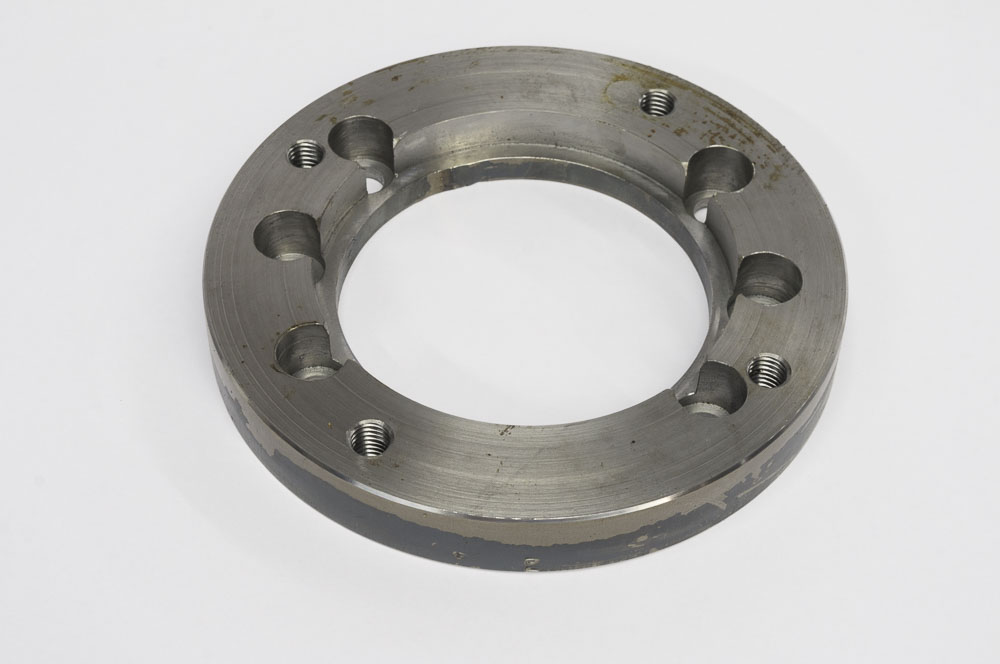 brush cutter motor flange (fits bm6, c-flange motors to old style housing)